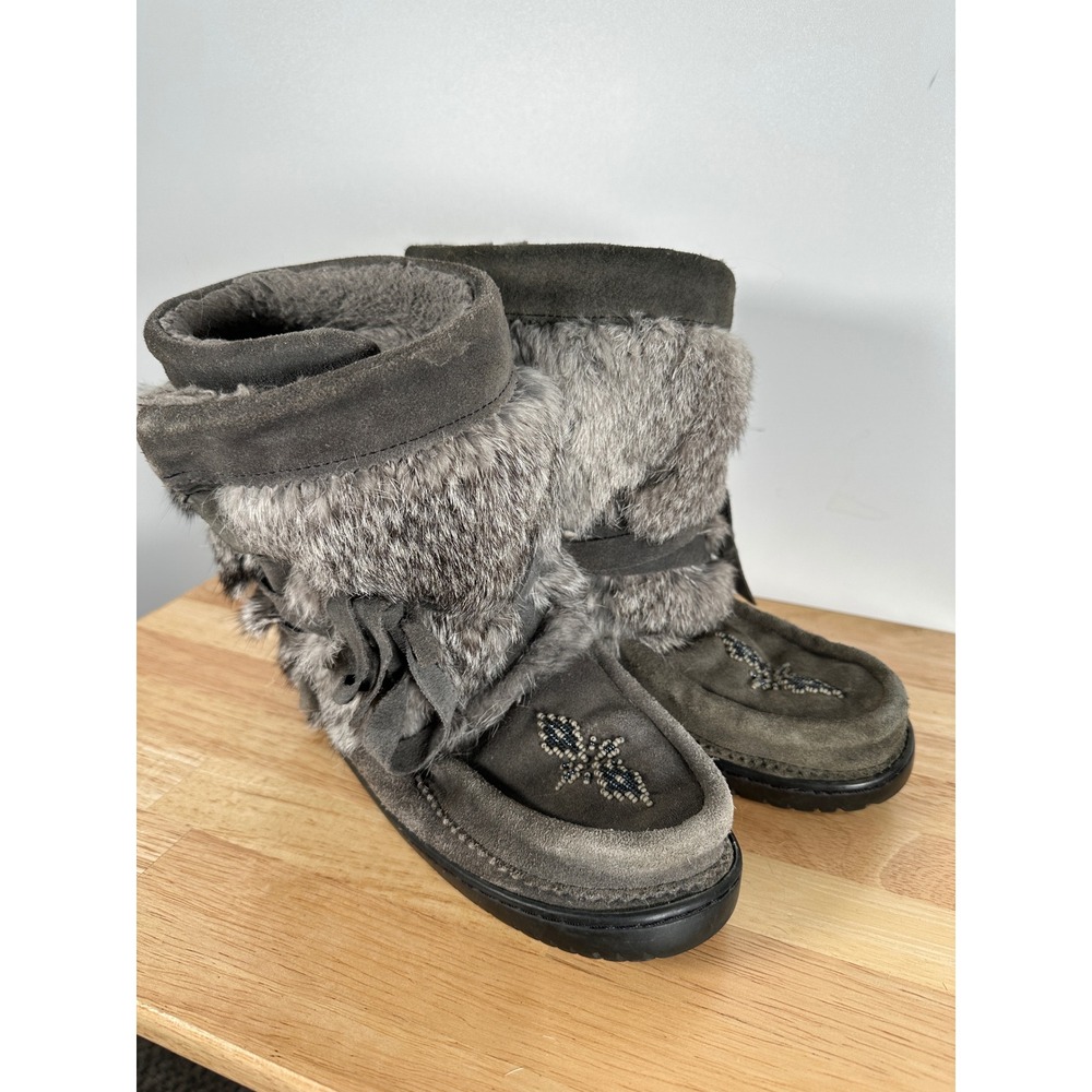 Manitobah Mukluks Grey Rabbit Fur Beaded Suede Winter Boots Boho 7